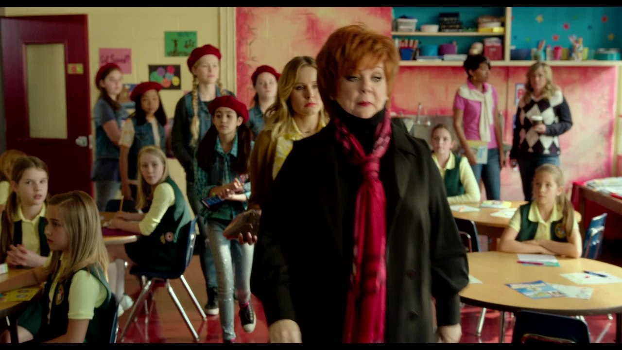 The Boss - Clip 04 Michelle stÃ¶rt ein Pfadfinderinnen Meeting (Deutsch) HD