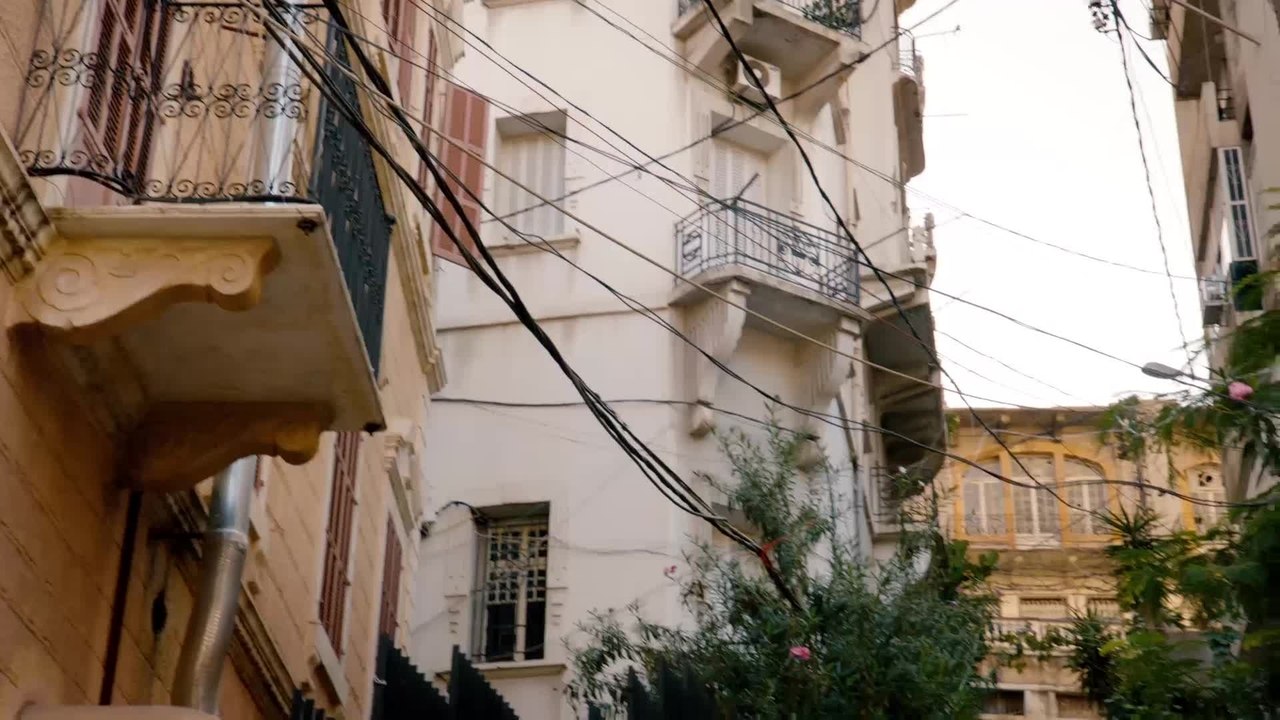 Liebe Halal - Clip Loubna in der Stadt (Deutsch) HD