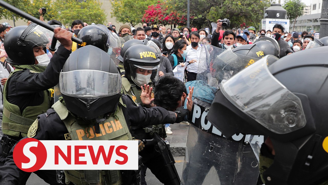 Peruvians protest after president was ousted