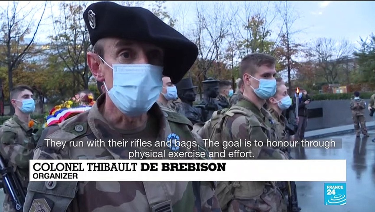 Armistice Day: French soldiers run across count...