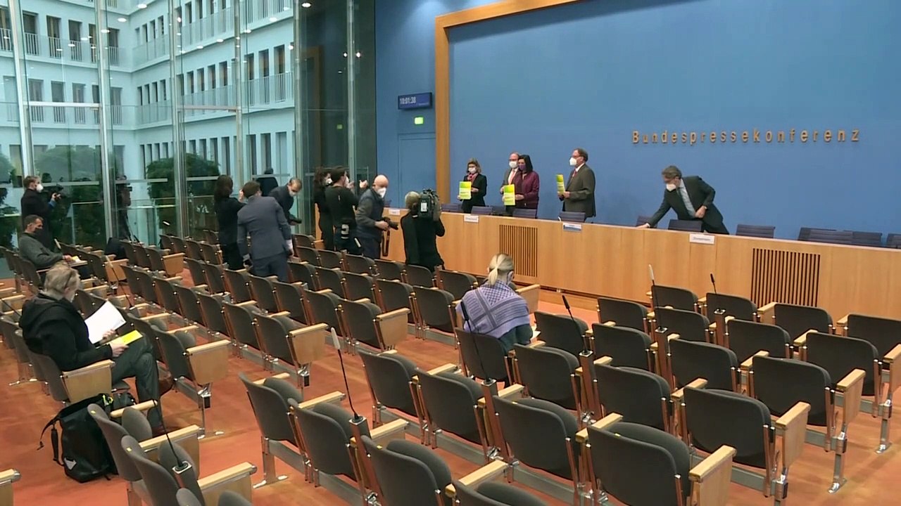 Corona-Krise: Hilferuf von Wirtschaft und Kultur