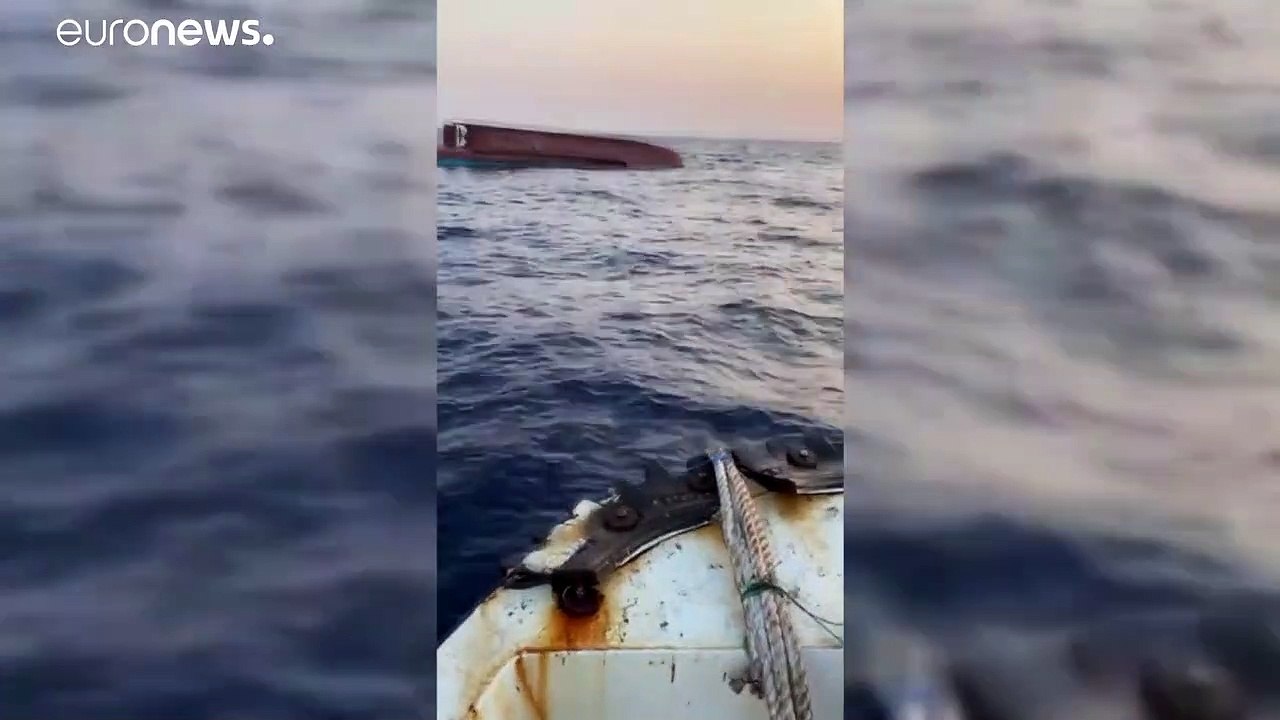 Столкновение танкера и рыбацкого судна в Средиз...