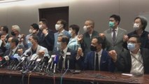Todos los diputados opositores de Hong Kong renuncian tras el cese de 4 colegas