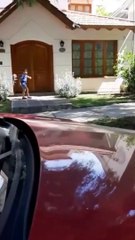 Dos hermanitos separados por la cuarentena se reencontraron tras 7 meses