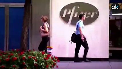 Скачать видео: Bruselas aprueba el acuerdo con Pfizer y Biontech para comprar 300 millones de dosis de su vacuna