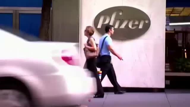 Luz verde de la Comisión Europa al acuerdo con las farmaceúticas para comprar 300 millones de dosis de su vacuna