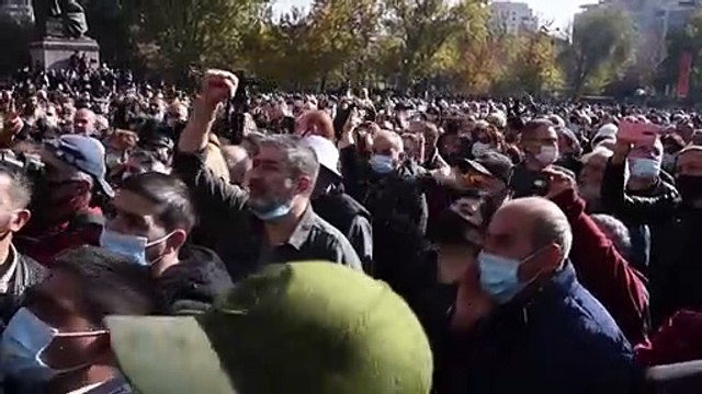 المعارضة الأرمينية تحاول التعبئة ضد اتفاق وقف إطلاق النار في ناغورني قره باغ