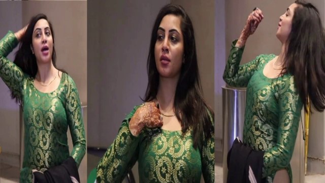 Arshi Khan Video Shooting | Hot Seen | Taking Photos