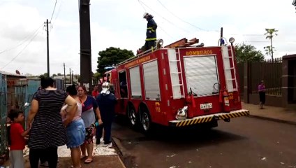 Família que escapou de incêndio precisa de ajuda para recomeçar