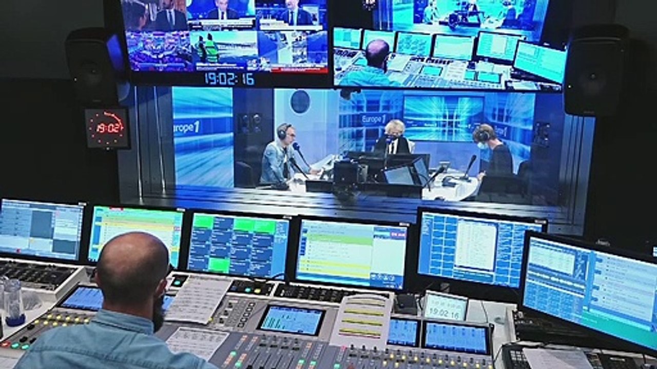 Maurice Genevoix au Panthéon : Macron rend hommage au "courage français"