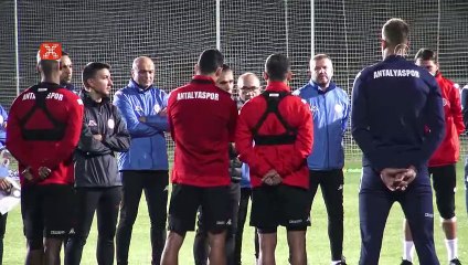 Ersun Yanal, Antalya'da işbaşı yaptı