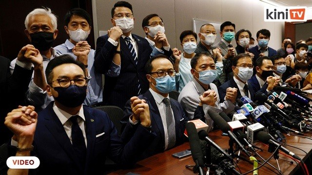 MP pro-demokrasi Hong Kong letak jawatan beramai ramai