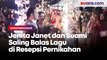 Jenita Janet dan Suami Saling Balas Lagu di Resepsi Pernikahan