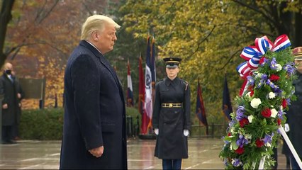 Σε δύο διαφορετικές τελετές προς τιμή των βετεράνων παρέστησαν Μπάιντεν και Τραμπ