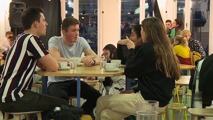 Test e viaggi scaglionati. Il piano di Londra per un Natale sicuro