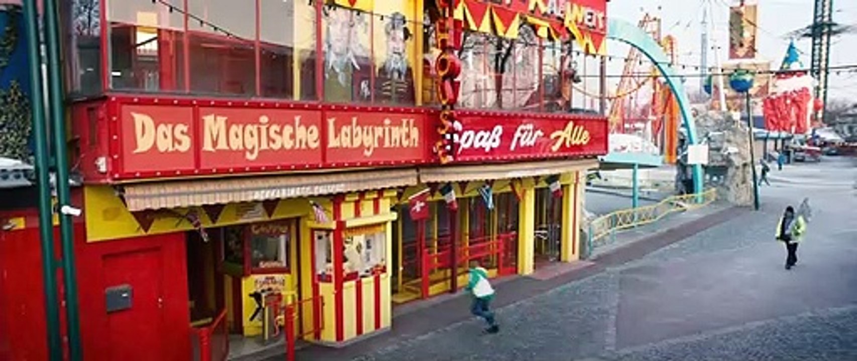 DOUBLE TROUBLE and the Magical Mirror -Çifte Bela: Sihirli Ayna