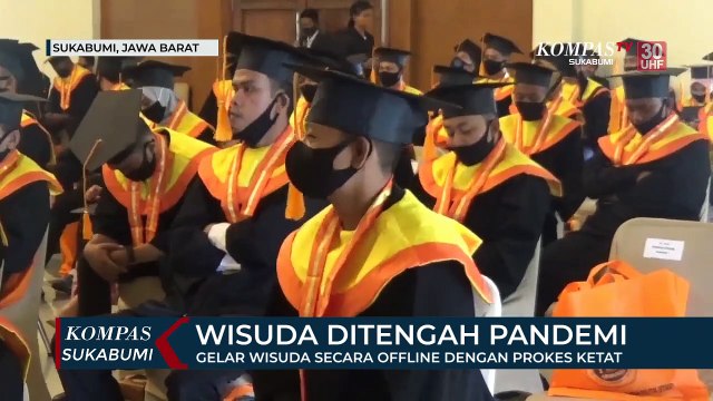 Gelar Wisuda Secara Offline Dengan Prokes Ketat