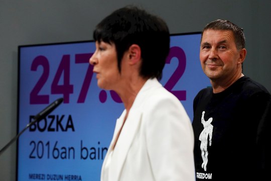 Federico a las 8: Bildu, el socio preferente de Sánchez e Iglesias