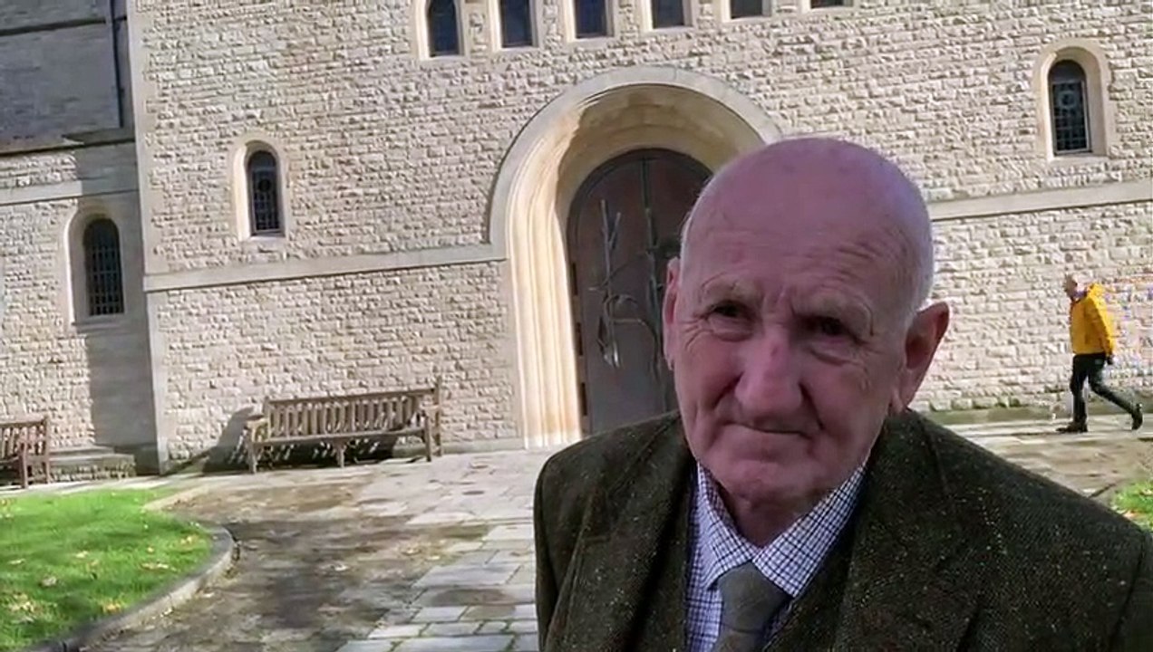 Gosport War Memorial Hospital deaths: relative's nephew alleges corruption in Hampshire police