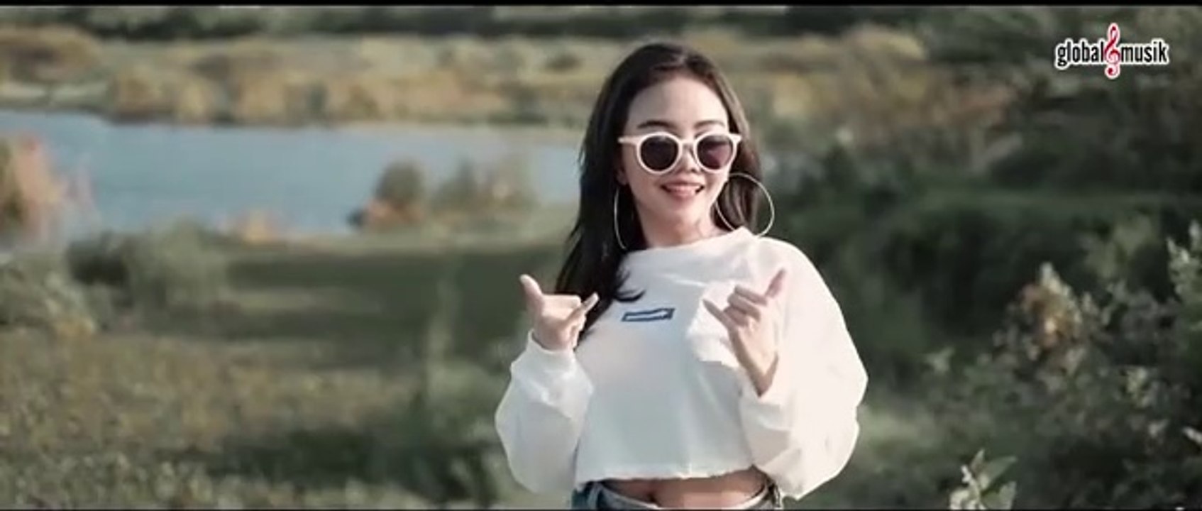 (ENGKAULAH GADIS PUJAAN) Syahara - Syahiba Saufa | Official Music Video