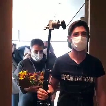 Yasak Elma'ya veda eden Talat Bulut, Öldü dediler, omuzlarda taşındım notuyla paylaştı