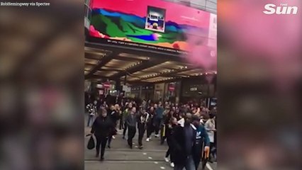 'Take off your masks' – Anti-lockdown protests in Manchester chant 'freedom'
