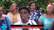 Résidence d'Affi: les femmes du FPI apportent des vivres à Mme Affi