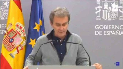 Simón critica el nuevo protocolo de Sanidad de exigir PCR a turistas