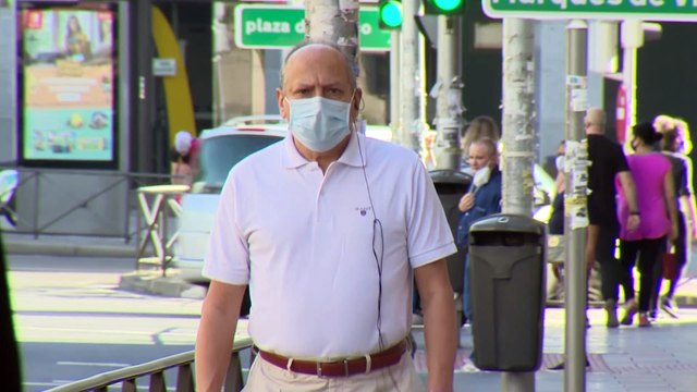 Así han reaccionado los ciudadanos a la bajada de precio de las mascarillas quirúrgicas