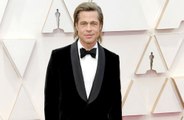 Brad Pitt reparte artículos de primera necesidad en los barrios más desfavorecidos de Los Ángeles