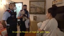 Dos mossos d'Esquadra salvan la vida de un bebé de 15 días cuando se estaba ahogando