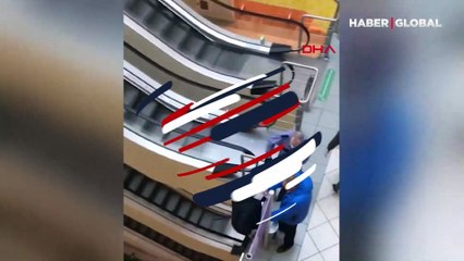 AVM'den giysi çalan genç, kaçarken 3'üncü kattan böyle atladı