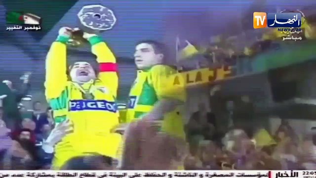 الرئيس الأسطوري لشبيبة القبائل حناشي في ذمة الله ..وداعا الدا محند
