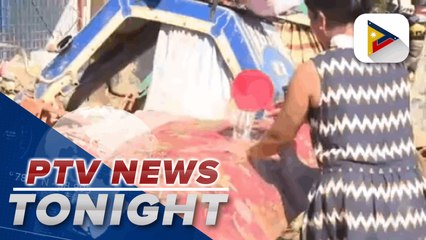 Residents clean up after the onslaught of #UlyssesPH