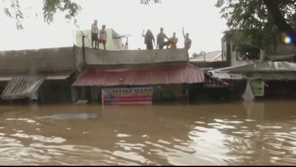 At least 42 killed after Typhoon Vamco batters Philippines