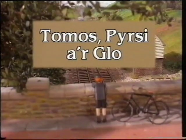 Fideo Mawr Tomos Y Tanc a'i Gyfeillion