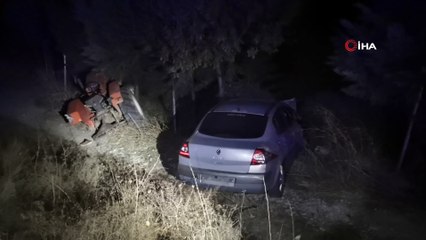 Otomobil ile traktör çarpıştı: 1'i ağır, 6 yaralı