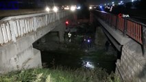 Bolu’da 2 otomobil 4 metrelik köprüden aşağı uçtu: 3 yaralı