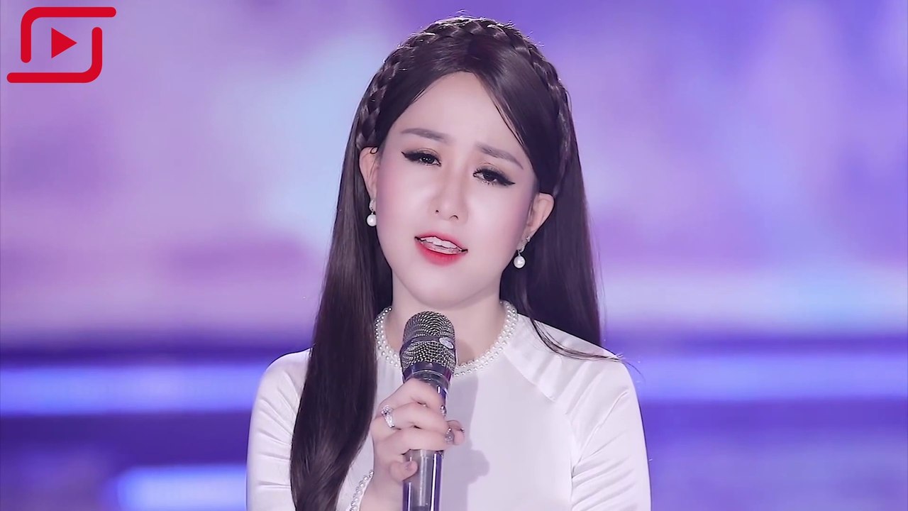 Trăng Tàn Trên Hè Phố | Ý Linh
