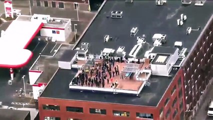 Canada - De gros moyens policiers déployés cette nuit à Montréal dans la crainte d'une énorme prise d'otages au siège d'Ubisoft - Il s'agissait en réalité d'un canular ! Vidéo