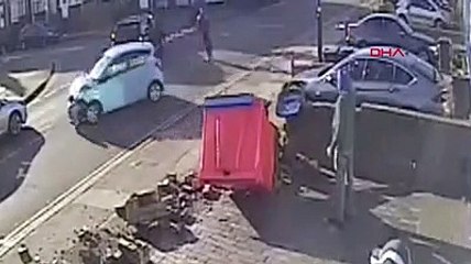 İngiliz sürücü, bir dakika içerisinde 6 kez kaza yaptı