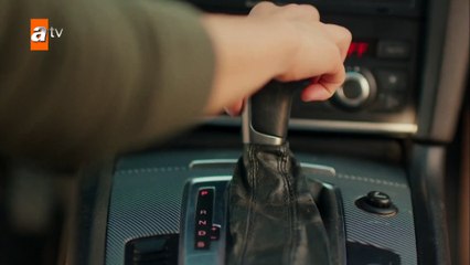Miran, Reyyan'a araba sürmeyi öğretiyor! - Hercai 47. Bölüm