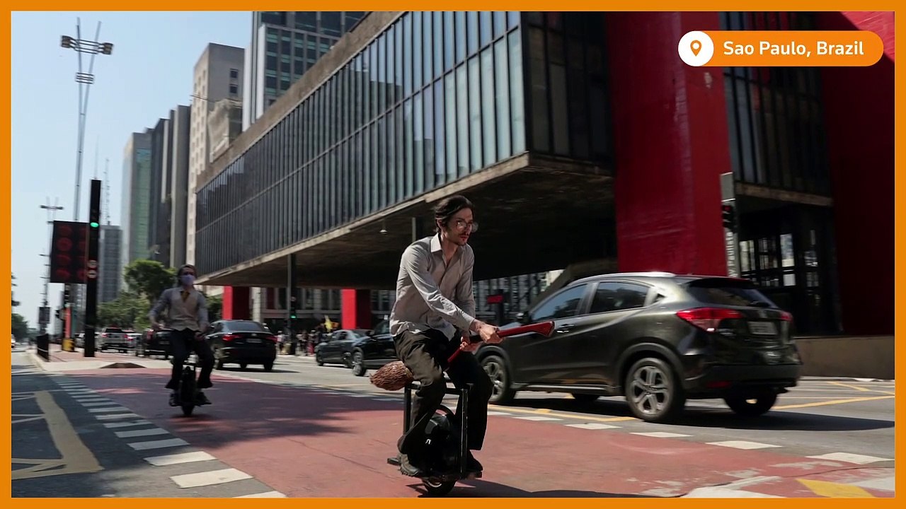 SLIDESHOW Broomstick scooter inspired by Harry Potter video Dailymotion