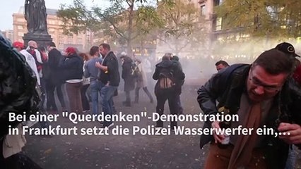 Polizei setzt Wasserwerfer bei "Querdenken"-Demonstration in Frankfurt ein