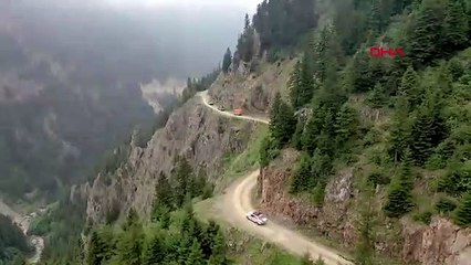 Dünyanın en tehlikeli yolundan geçmek cesaret istiyor