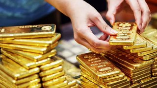 Giá vàng hôm nay Vàng tăng mạnh do Mỹ bơm tiền