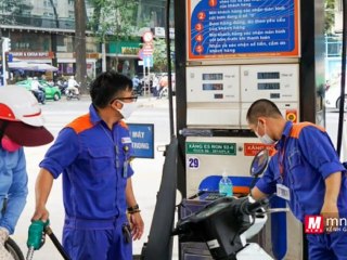Giá xăng tăng lần thứ 3 liên tiếp vào ngày mai