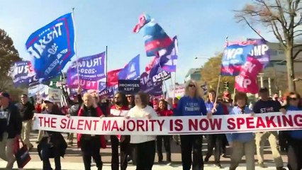 Tausende protestieren gegen Abwahl von Trump