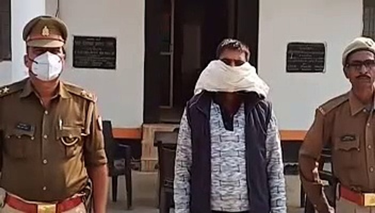 लखीमपुर खीरी- दहेज हत्या में वांछित अभियुक्त गि...