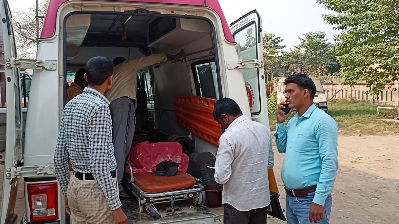 लखीमपुर खीरी- बेलोरों ने बाइक को मारी टक्कर, महिला सहित एक मासूम घायल